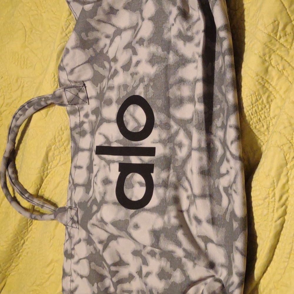 Alo Yoga Tote